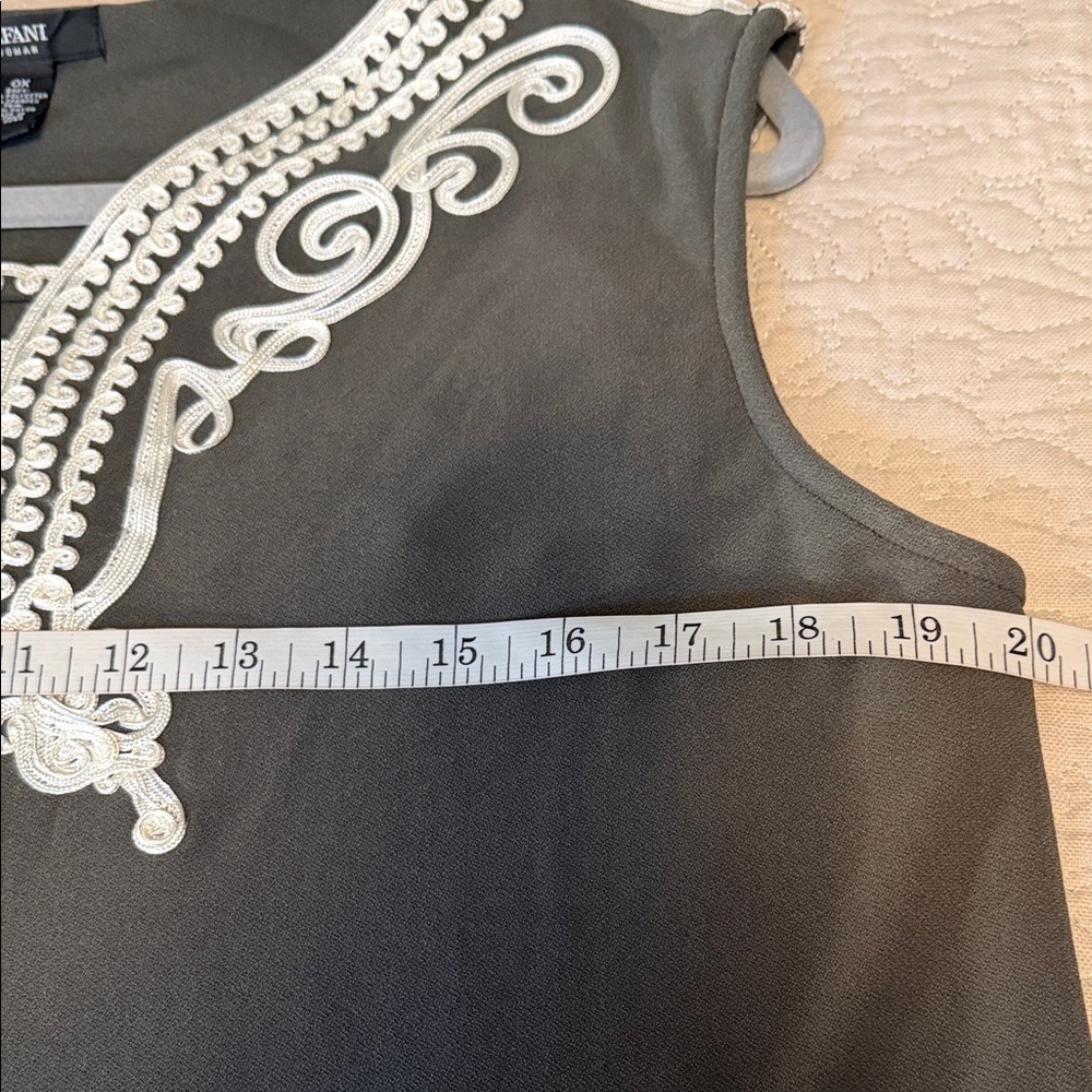Alfani Size 0X Sleeveless Gray & Ivory Embroidered Detail Shift Dress Coastal - Picture 7 of 15